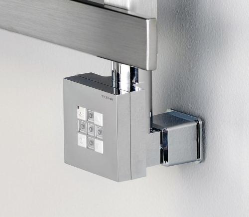 Grzałka elektryczna z termostatem z maskownicą kabla chrom KTX 200 W KTX-CW-200 Sapho podłączona