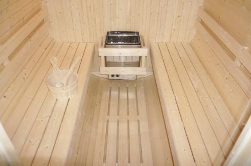 Sauna TROMSÖ XL F50220 Sanotechnik wnętrze