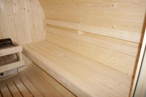 Sauna TROMSÖ XL F50220 Sanotechnik ławka