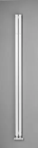 Grzejnik łazienkowy 90 x 1800 mm biały mat 301 W LETIZIA IR245W Sapho na ścianie